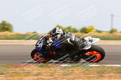 media/Apr-30-2023-CRA (Sun) [[020fcf5d43]]/Race 11-600 Expert Superbike/